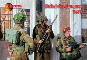 32046 WWII British Paratroopers